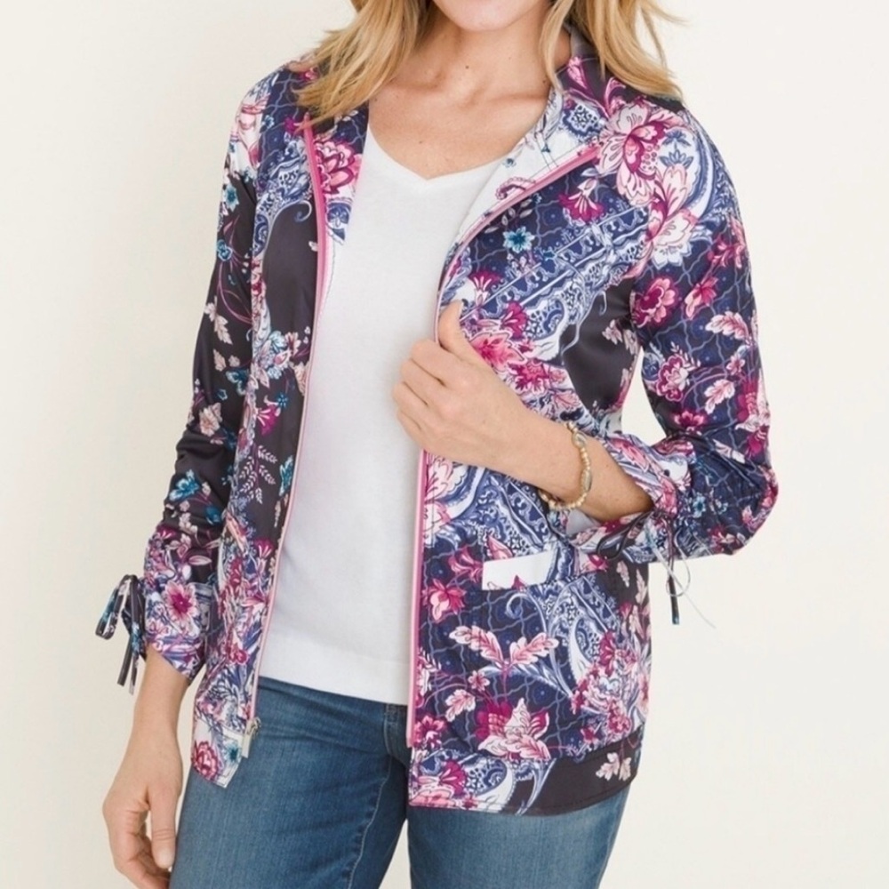 Chicos Zenergy size 2 (12-14) floral windbreaker/jacket/hoodie w/bag for storage